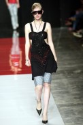 desfiles-iodice-spverao2004rtw-104