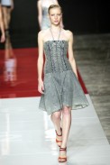 desfiles-iodice-spverao2004rtw-109