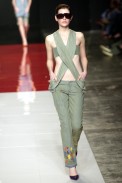 desfiles-iodice-spverao2004rtw-133
