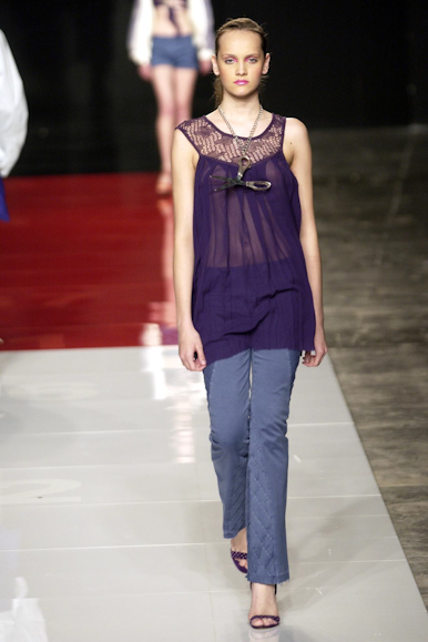 desfiles-iodice-spverao2004rtw-142