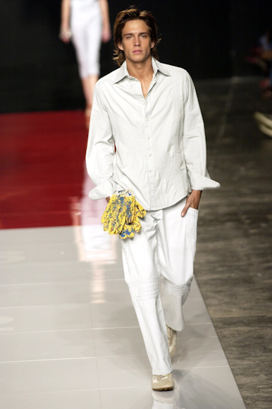 desfiles-iodice-spverao2004rtw-152