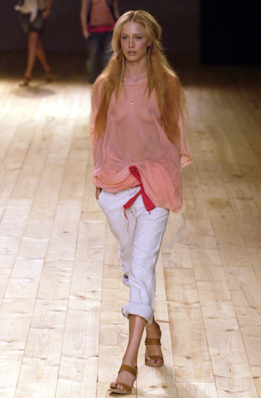 desfiles-ellus-spverao2004rtw-112