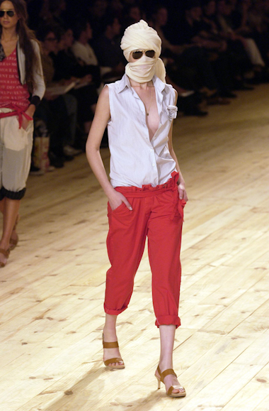 desfiles-ellus-spverao2004rtw-115