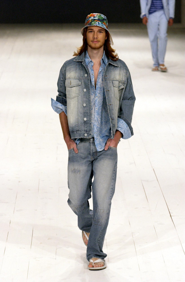 desfiles-ellusmen-spverao2004rtw-110