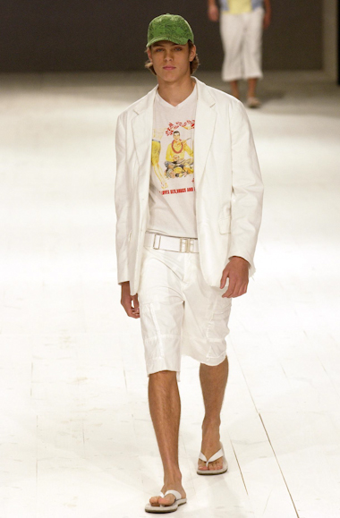 desfiles-ellusmen-spverao2004rtw-119