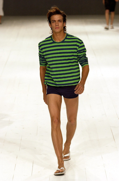 desfiles-ellusmen-spverao2004rtw-122