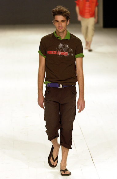 desfiles-ellusmen-spverao2004rtw-141