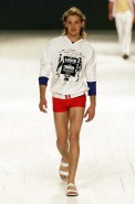 desfiles-ellusmen-spverao2004rtw-146