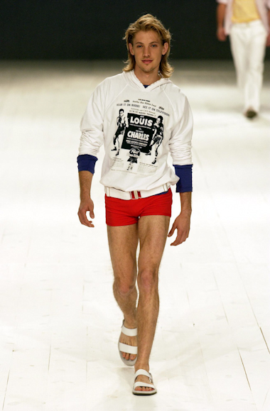 desfiles-ellusmen-spverao2004rtw-146