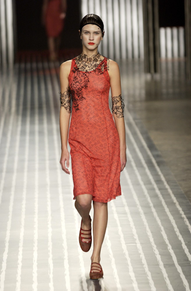 desfiles-jumnakao-spverao2004rtw-120