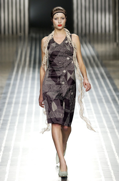 desfiles-jumnakao-spverao2004rtw-128