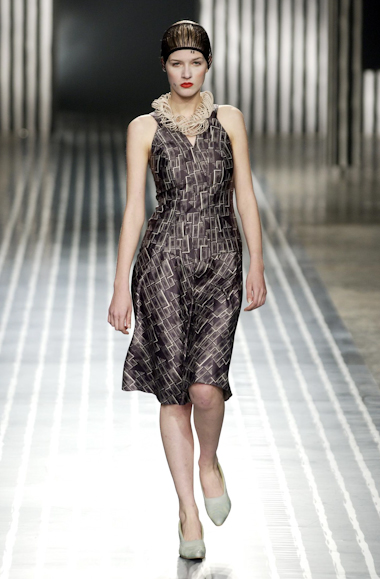 desfiles-jumnakao-spverao2004rtw-130