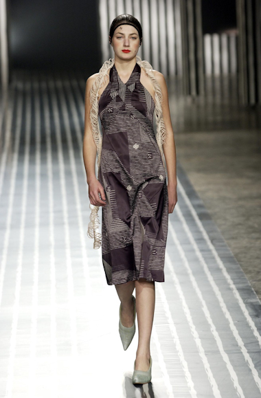 desfiles-jumnakao-spverao2004rtw-131