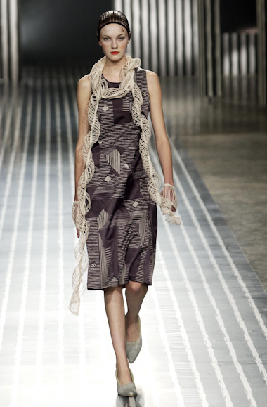 desfiles-jumnakao-spverao2004rtw-136