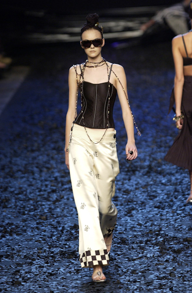 desfiles-linovillaventura-spverao2004rtw-102