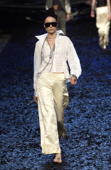 desfiles-linovillaventura-spverao2004rtw-103