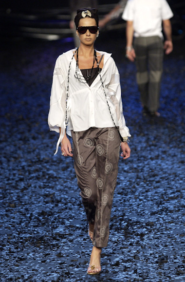 desfiles-linovillaventura-spverao2004rtw-106