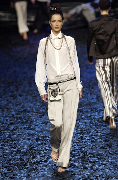 desfiles-linovillaventura-spverao2004rtw-115