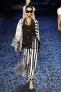 desfiles-linovillaventura-spverao2004rtw-122