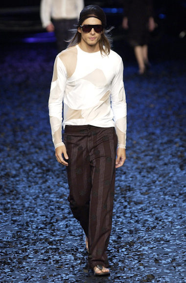 desfiles-linovillaventura-spverao2004rtw-128
