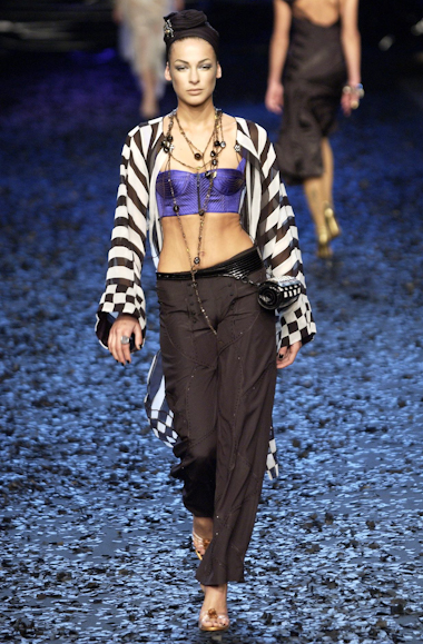 desfiles-linovillaventura-spverao2004rtw-146