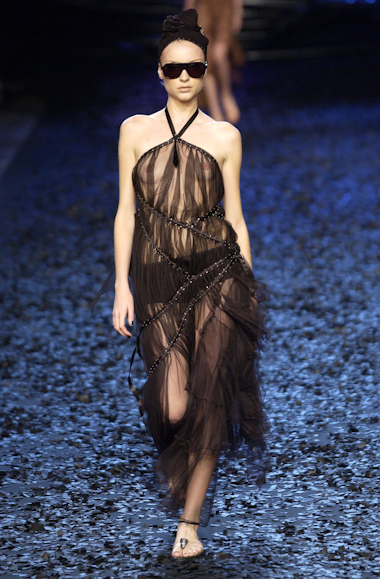desfiles-linovillaventura-spverao2004rtw-148