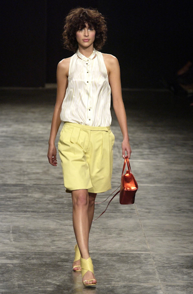 desfiles-lorenzomerlino-spverao2004rtw-120