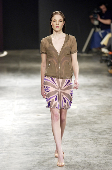 desfiles-marceloquadros-spverao2004rtw-102