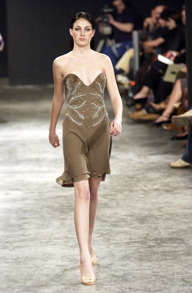 desfiles-marceloquadros-spverao2004rtw-109