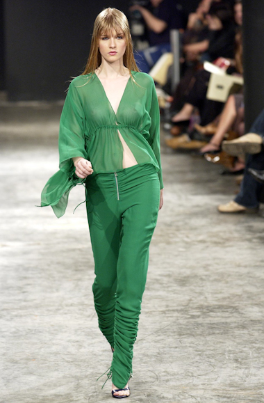 desfiles-marceloquadros-spverao2004rtw-116