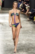 desfiles-marceloquadros-spverao2004rtw-125