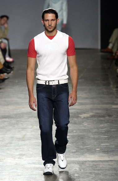 desfiles-marioqueiroz-spverao2004rtw-104