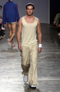 desfiles-marioqueiroz-spverao2004rtw-107