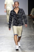 desfiles-marioqueiroz-spverao2004rtw-117