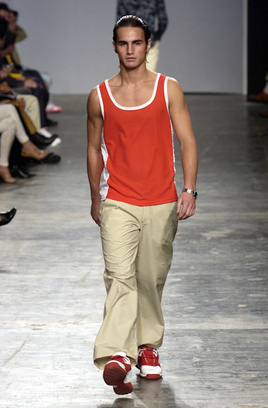 desfiles-marioqueiroz-spverao2004rtw-120