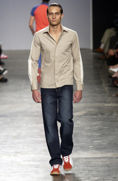 desfiles-marioqueiroz-spverao2004rtw-121