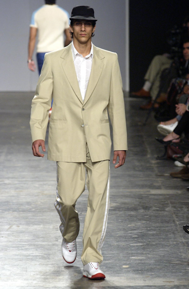 desfiles-marioqueiroz-spverao2004rtw-129