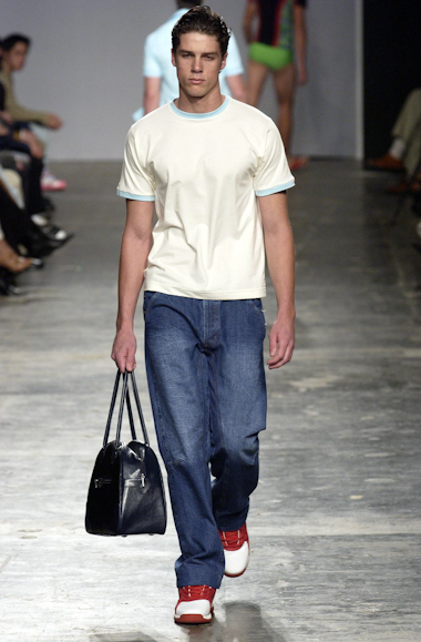 desfiles-marioqueiroz-spverao2004rtw-134