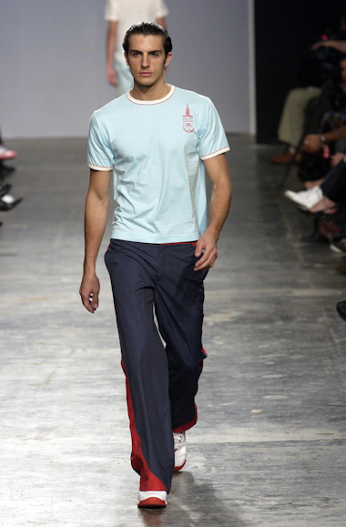 desfiles-marioqueiroz-spverao2004rtw-146