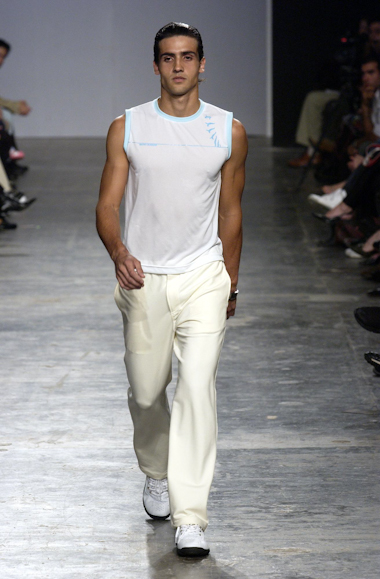 desfiles-marioqueiroz-spverao2004rtw-149