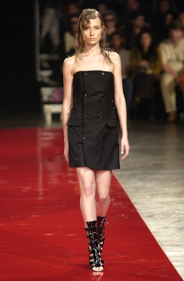 desfiles-reinaldolourenco-spverao2004rtw-102