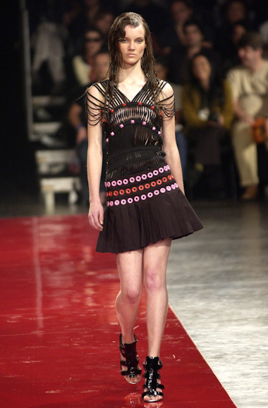 desfiles-reinaldolourenco-spverao2004rtw-130