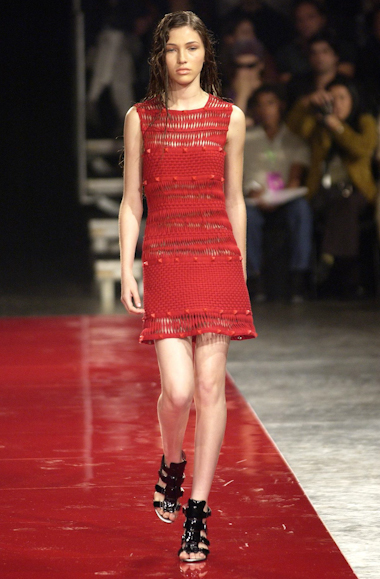 desfiles-reinaldolourenco-spverao2004rtw-135