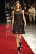 desfiles-reinaldolourenco-spverao2004rtw-139