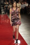 desfiles-reinaldolourenco-spverao2004rtw-143