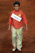 desfiles-ronaldofraga-spverao2004rtw-108