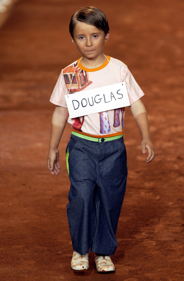 desfiles-ronaldofraga-spverao2004rtw-109