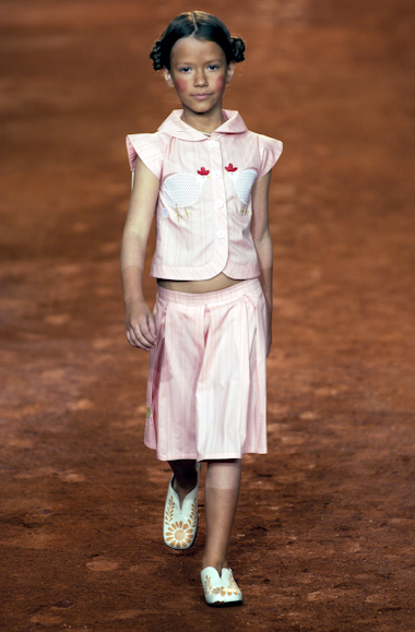 desfiles-ronaldofraga-spverao2004rtw-110