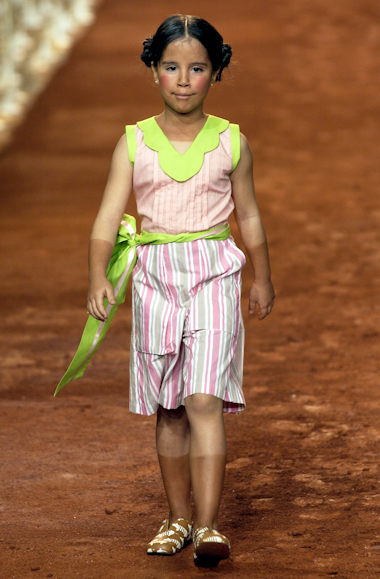 desfiles-ronaldofraga-spverao2004rtw-115