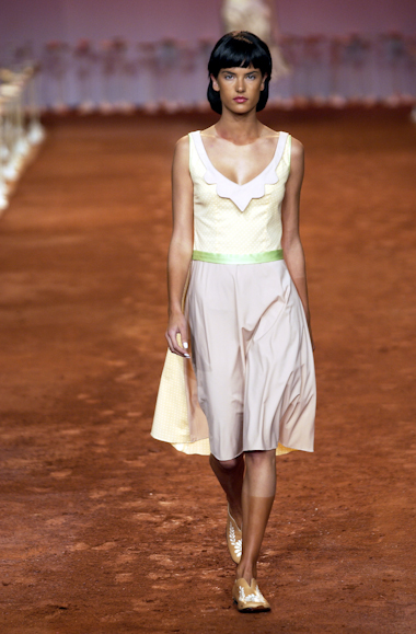 desfiles-ronaldofraga-spverao2004rtw-116